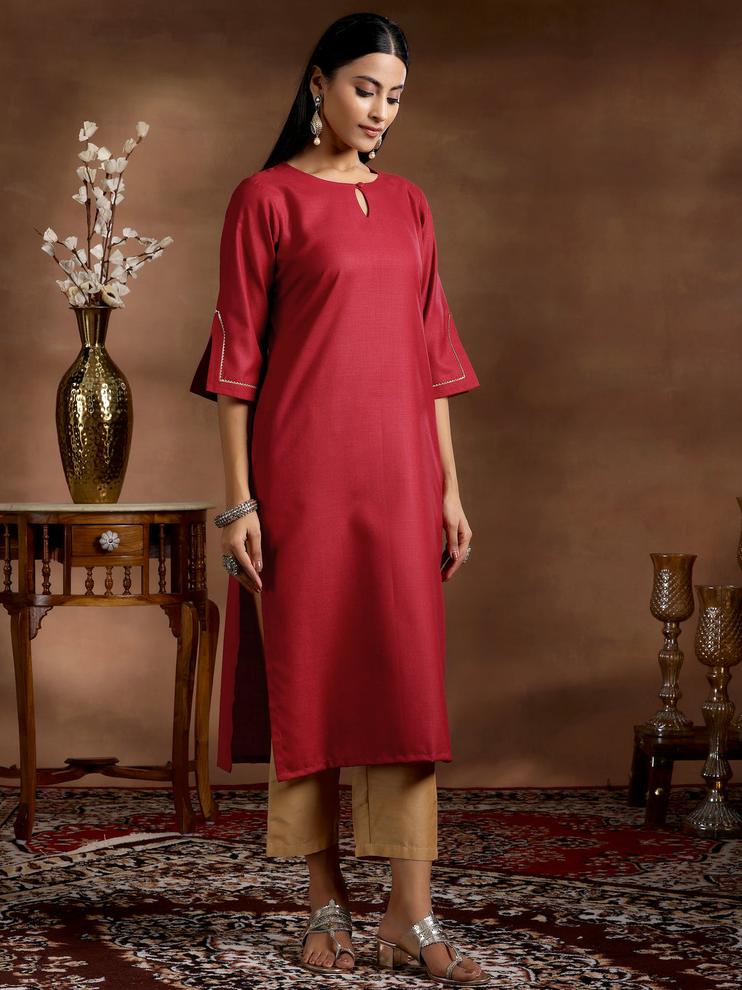 Maroon Solid Cotton Blend Straight Kurta