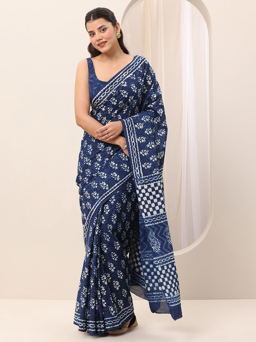 Indigo Printed Cotton Saree With Unstitched Blouse Piece