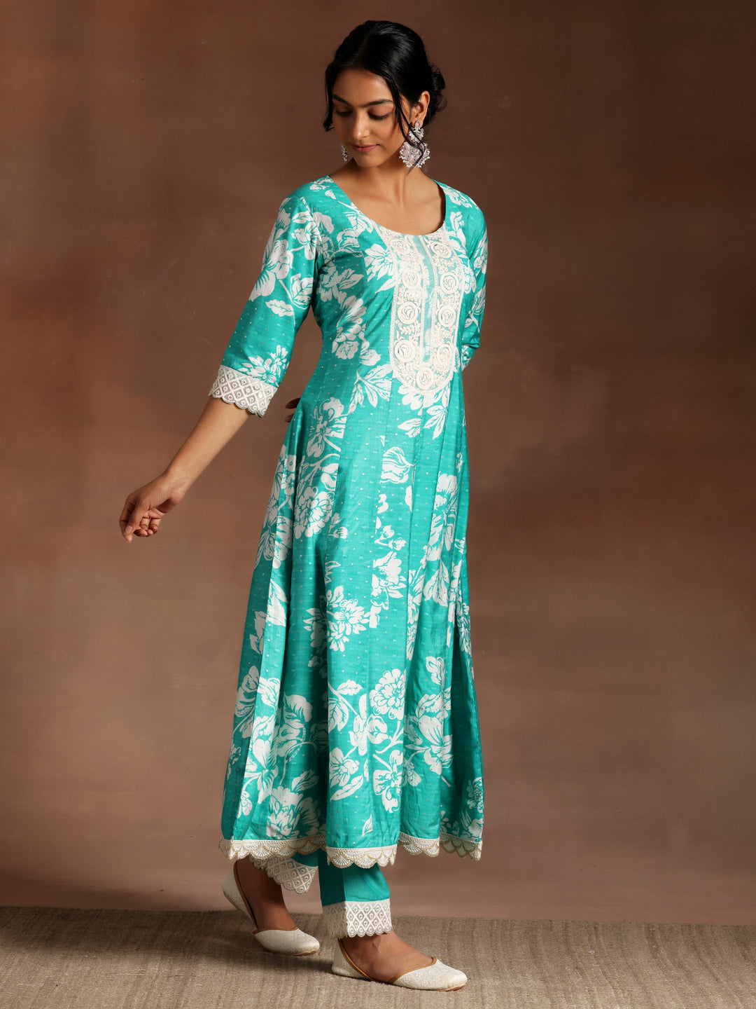 Mahira  Green Printed Silk Blend A-Line Kurta With Trousers & Dupatta