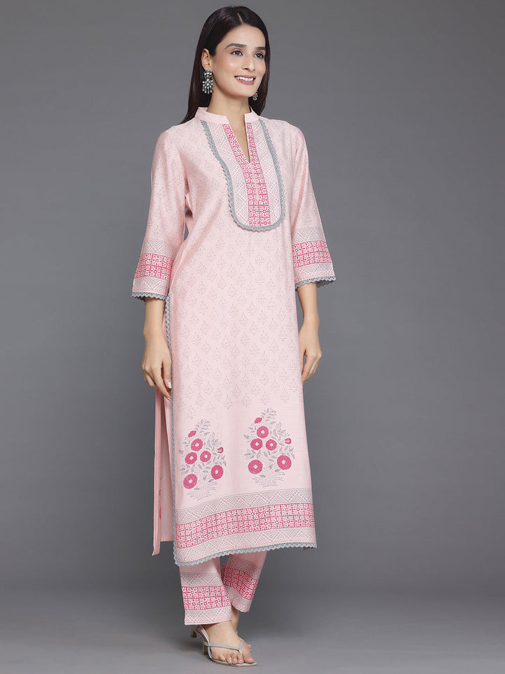Peach Yoke Design Silk Blend Straight Suit With Dupatta