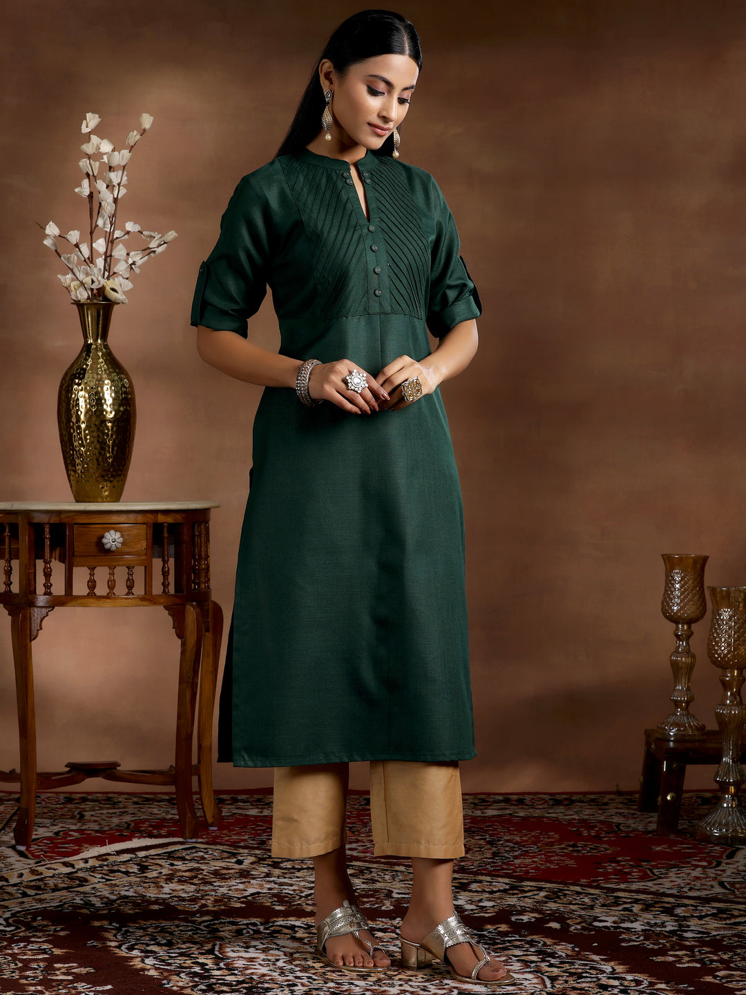 Green Solid Cotton Blend Straight Kurta