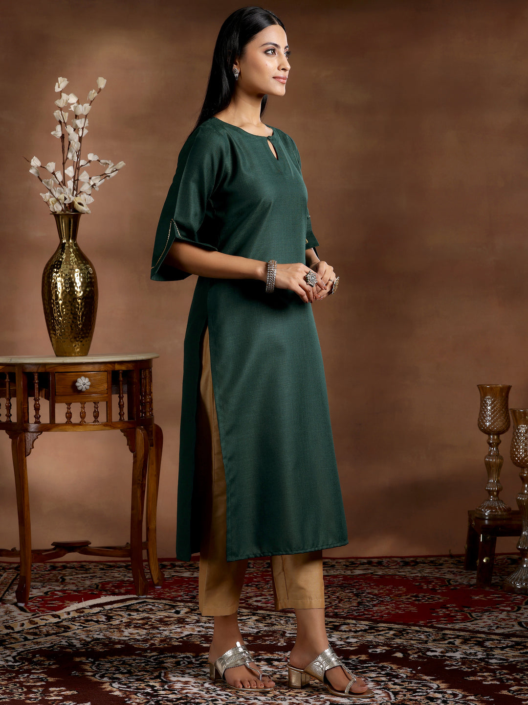 Green Solid Cotton Blend Straight Kurta