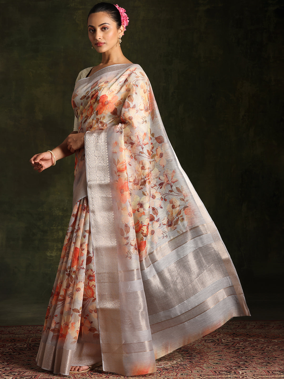Grey Printed Silk Blend Saree With Unstitched Blouse Piece