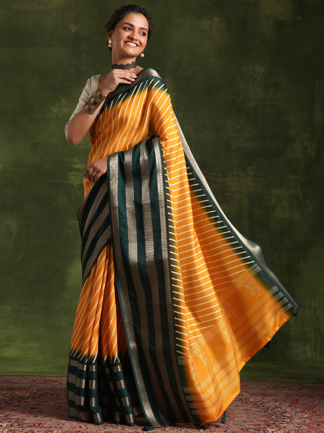 Mustard Printed Silk Blend Saree With Unstitched Blouse Piece - Libas