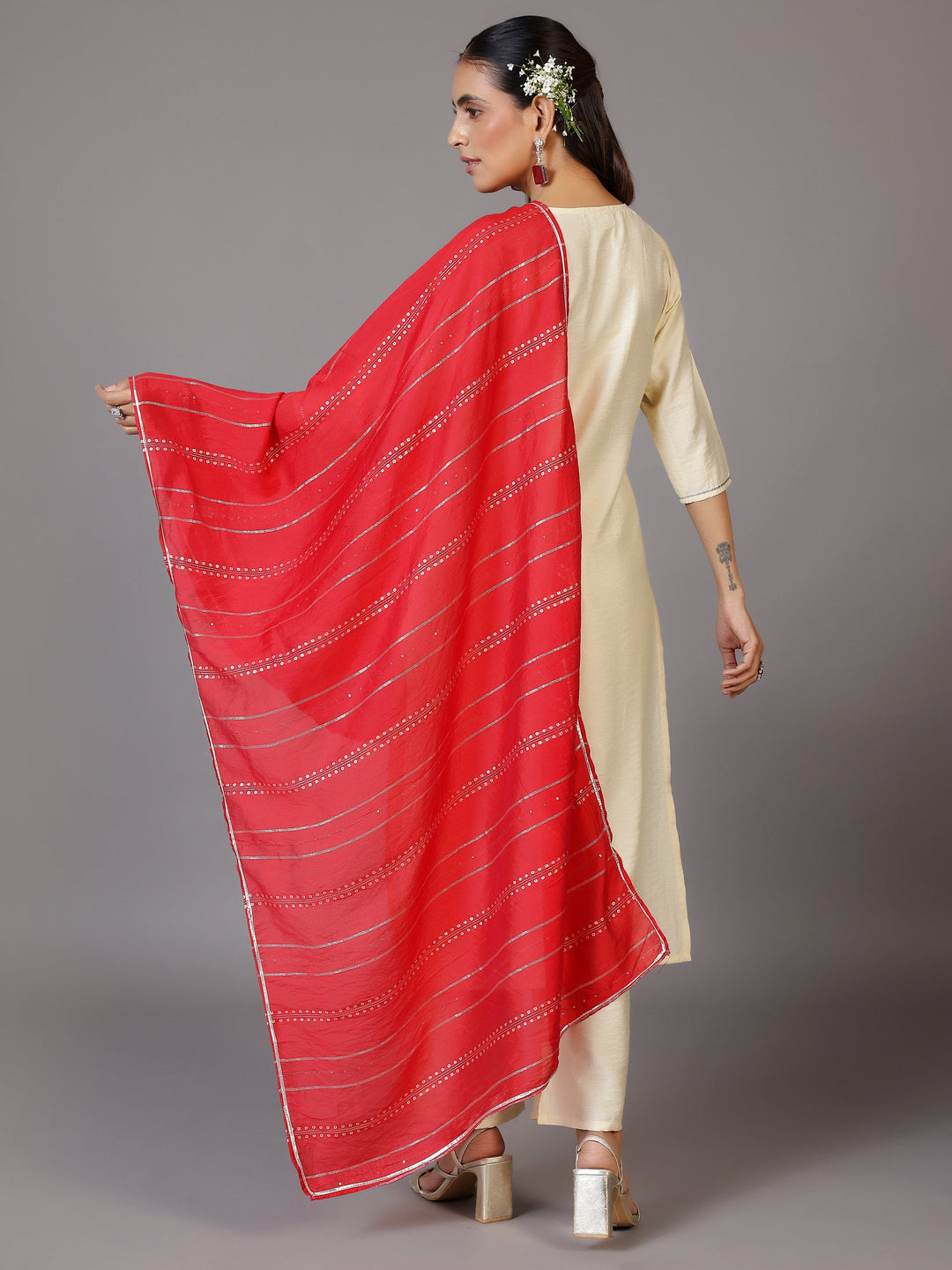 Off White Yoke Design Silk Blend Straight Kurta With Trousers & Dupatta