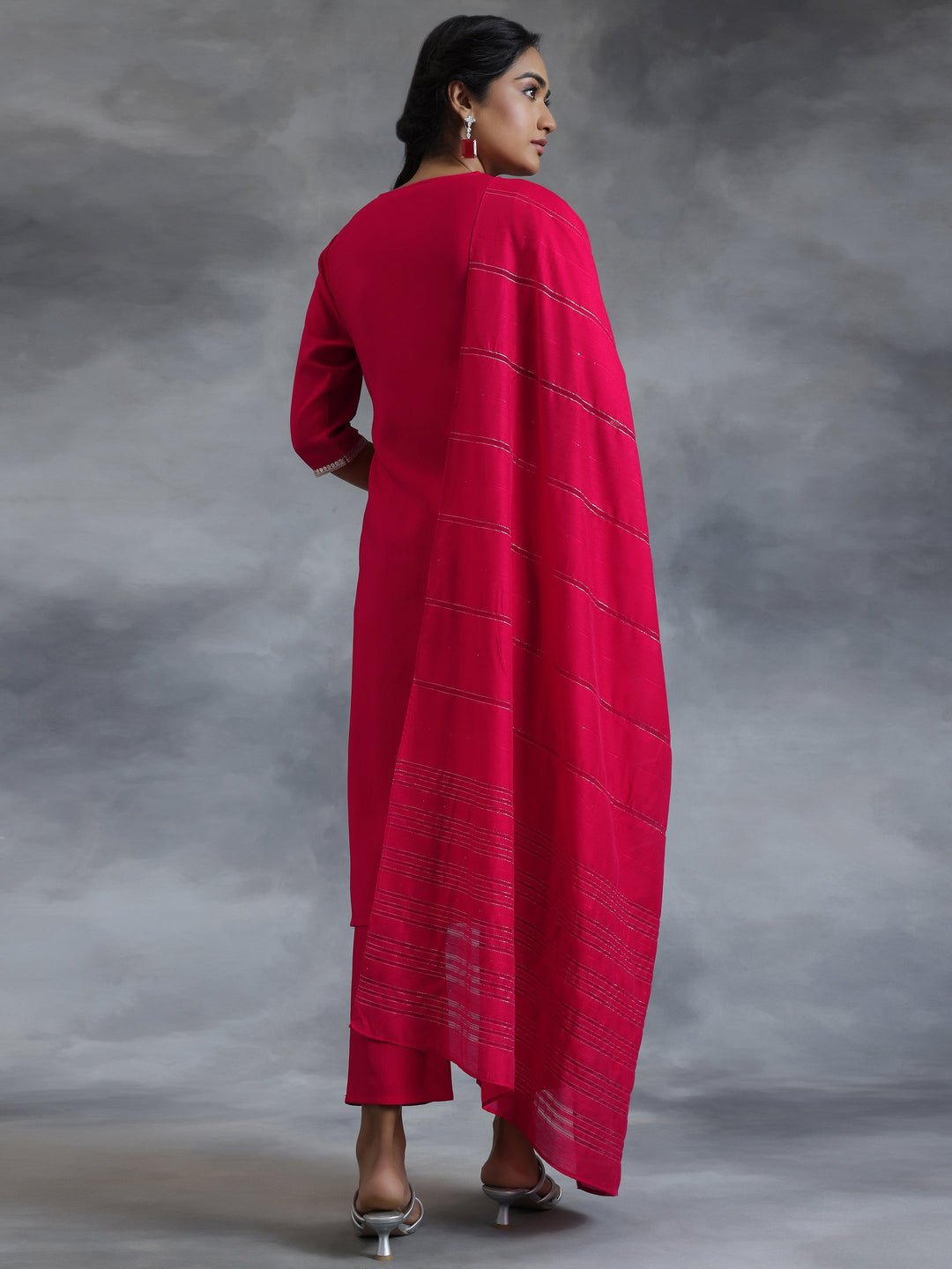 Pink Embroidered Silk Blend Straight Suit With Dupatta