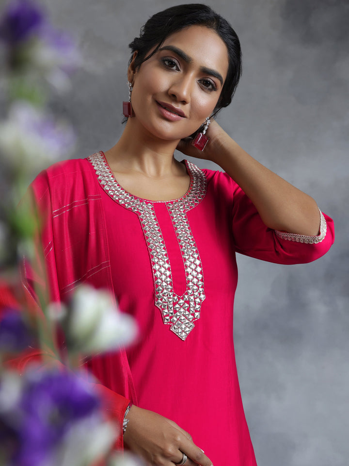Pink Embroidered Silk Blend Straight Suit With Dupatta