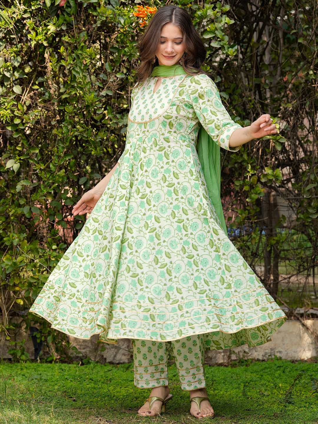 Dress Designs Kali Wala Suit Anarkali Suit Design Kali Wala Long