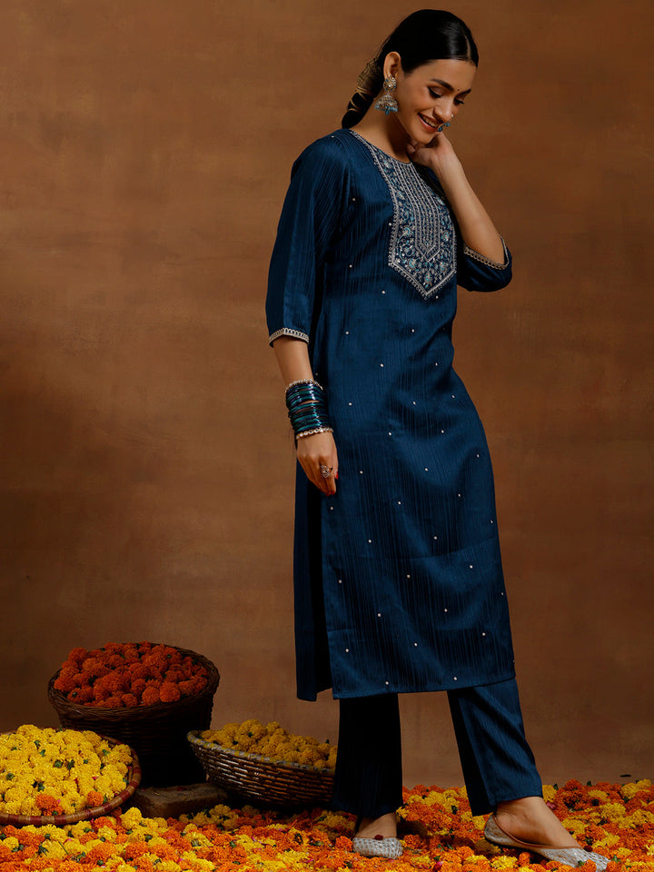 Blue Embroidered Silk Blend Straight Kurta Set