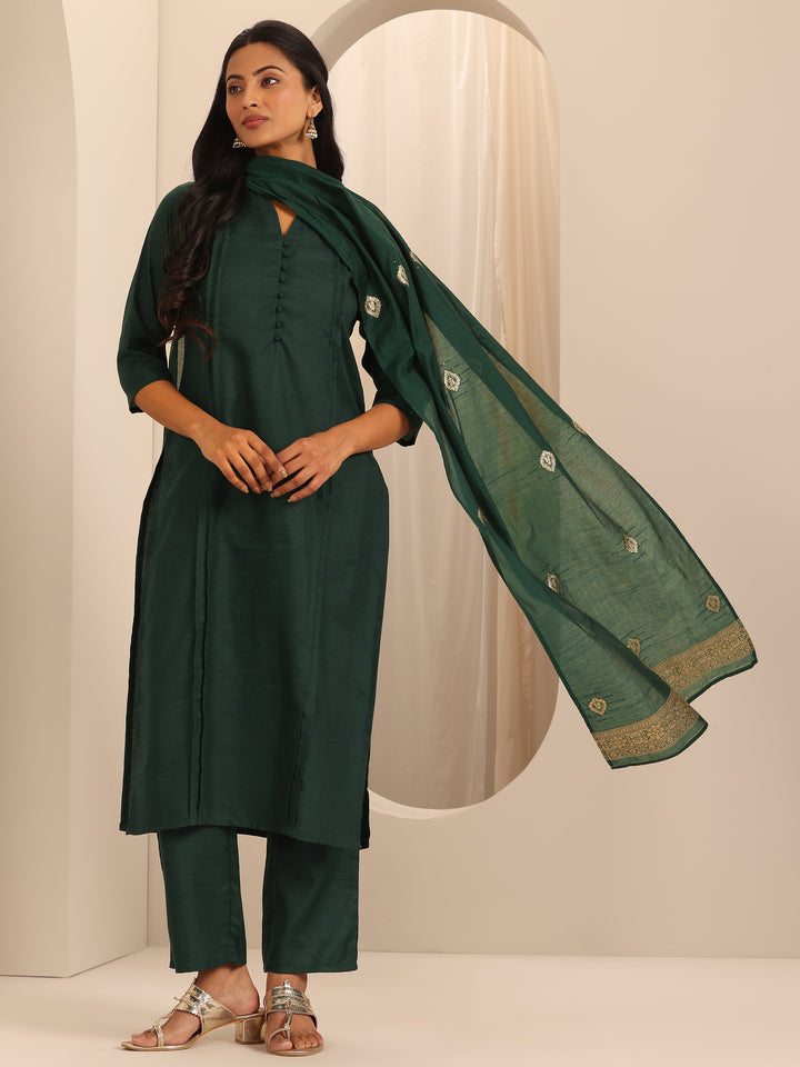 Green Solid Cotton Blend Straight Suit With Dupatta