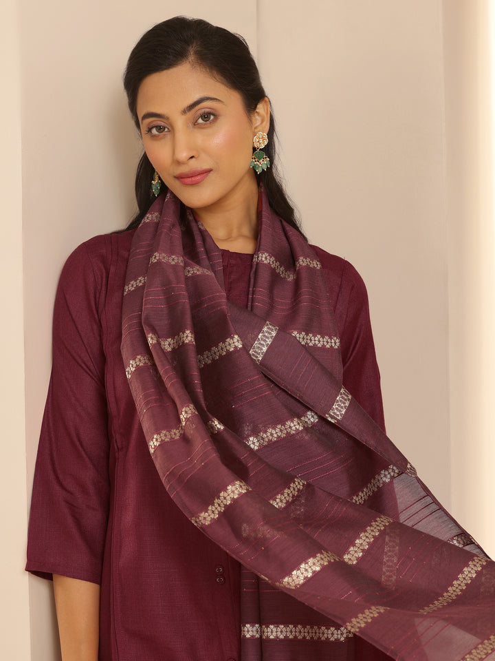 Maroon Solid Cotton Blend Straight Suit With Dupatta