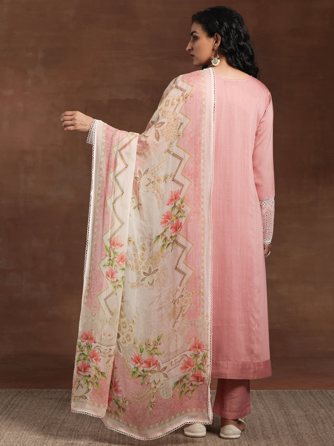Pink Embroidered Silk Blend Straight Suit With Dupatta