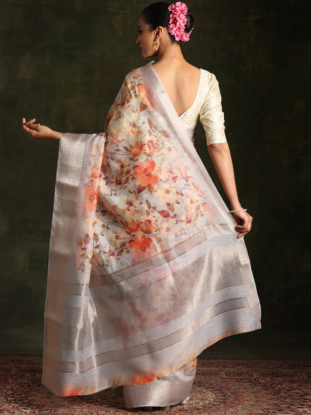 Grey Printed Silk Blend Saree With Unstitched Blouse Piece