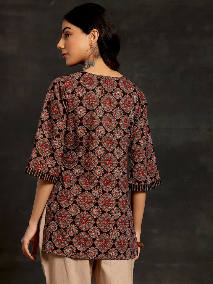 Black Printed Cotton Straight Kurti