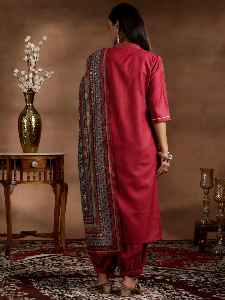 Maroon Solid Cotton Blend Straight Suit With Dupatta
