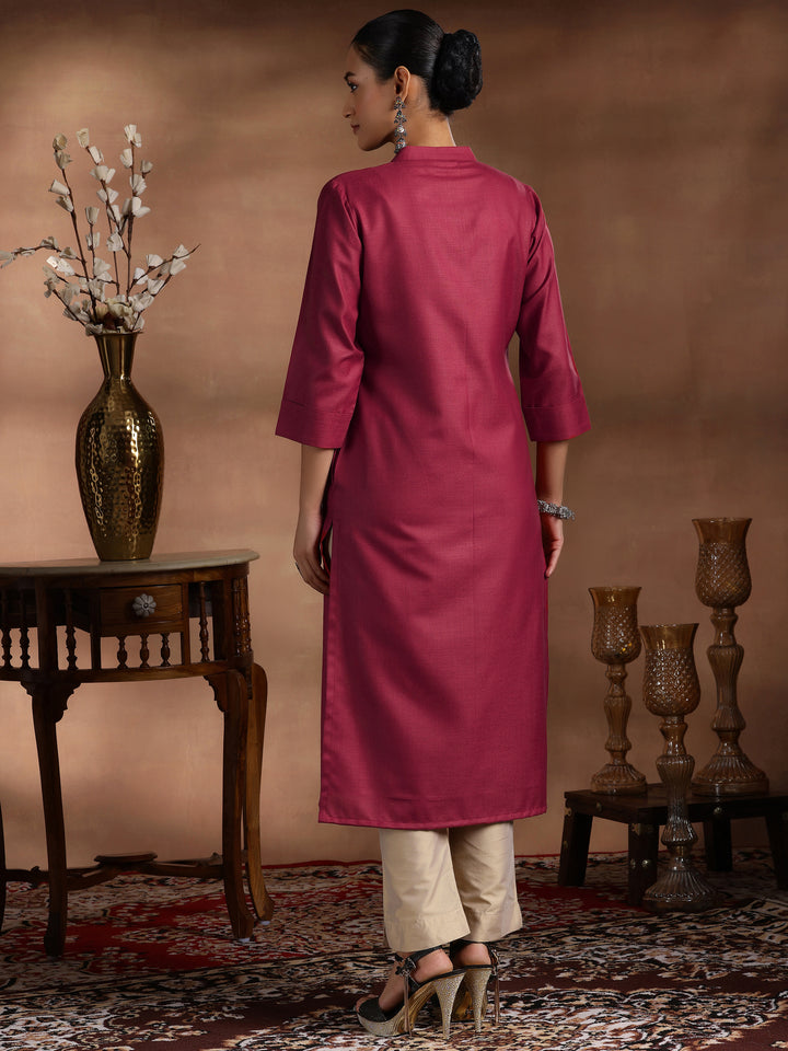Maroon Solid Cotton Blend Straight Kurta