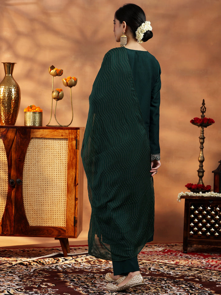 Green Embroidered Silk Blend Straight Suit With Dupatta