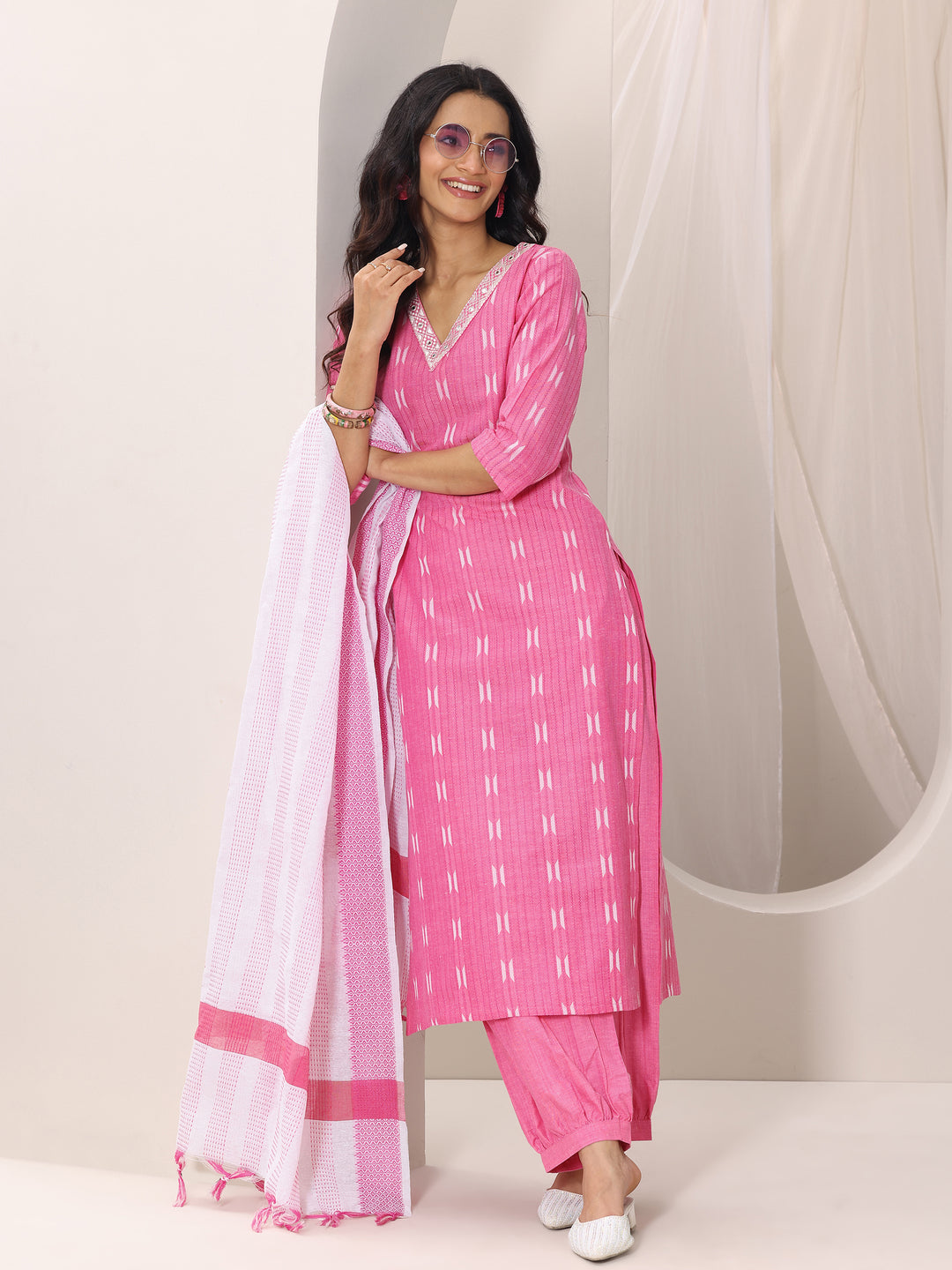 Pink Woven Design Cotton Blend Straight Suit Set With Dupatta
