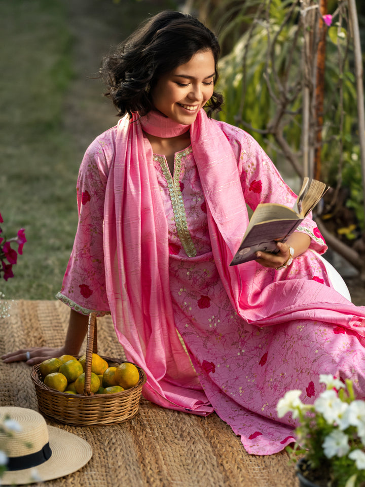 Pink Printed Cotton Blend Straight Suit Sets With Dupatta
