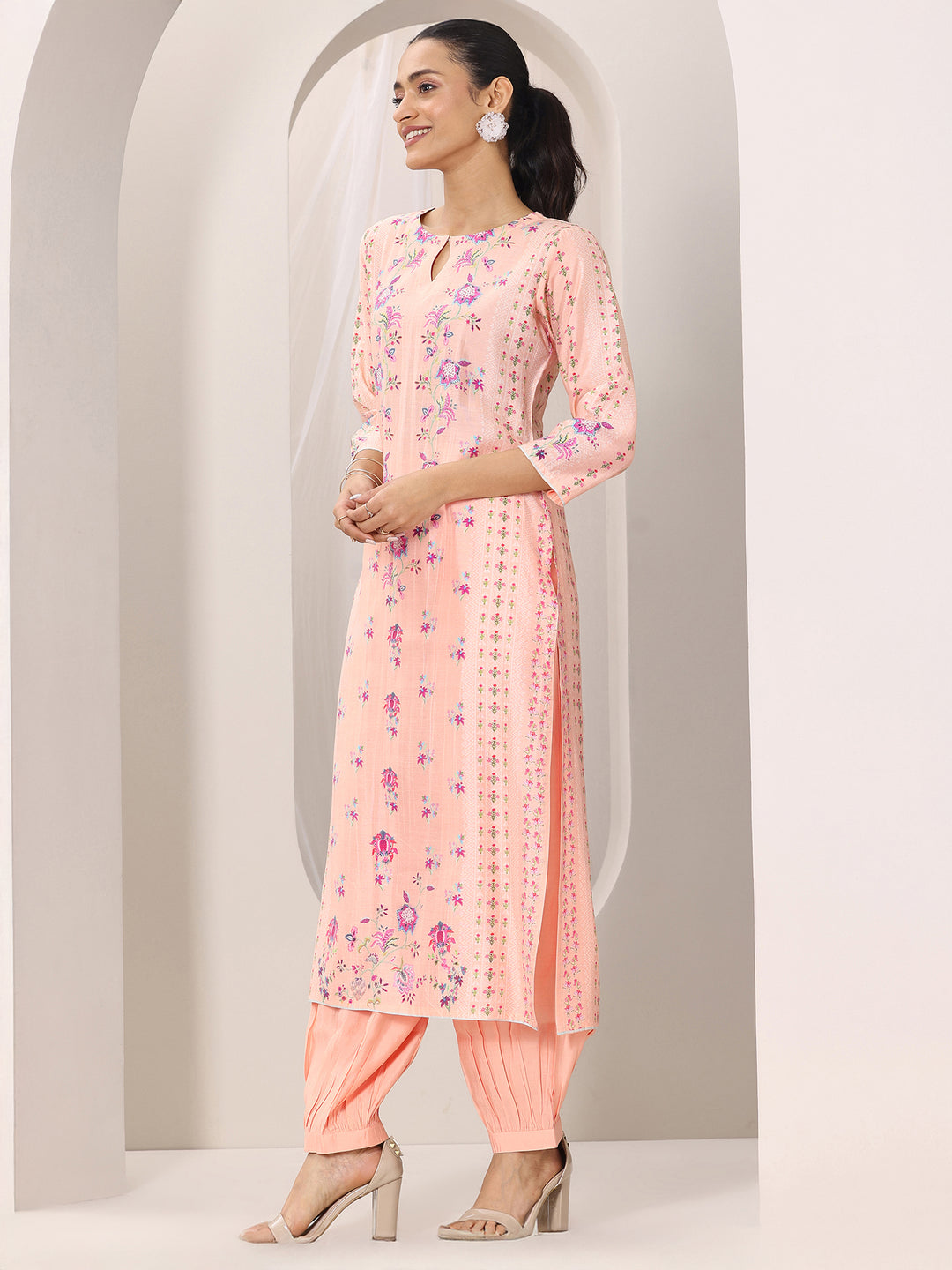 Peach Printed Silk Blend Straight Suit Set With Dupatta