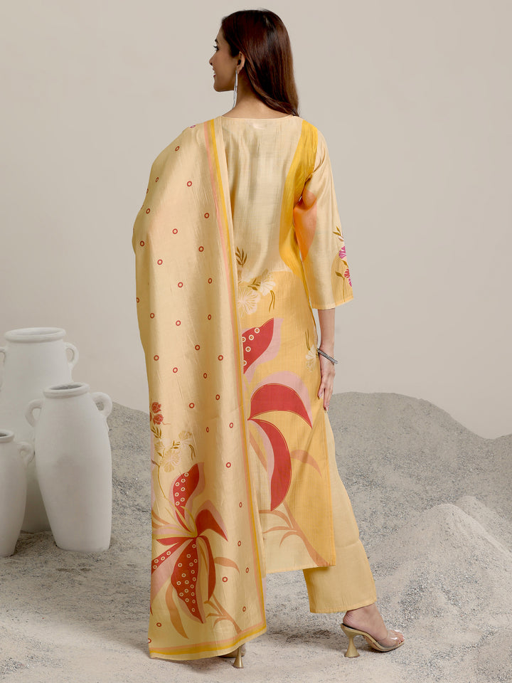 Peach Printed Silk Blend Straight Suit Set With Dupatta