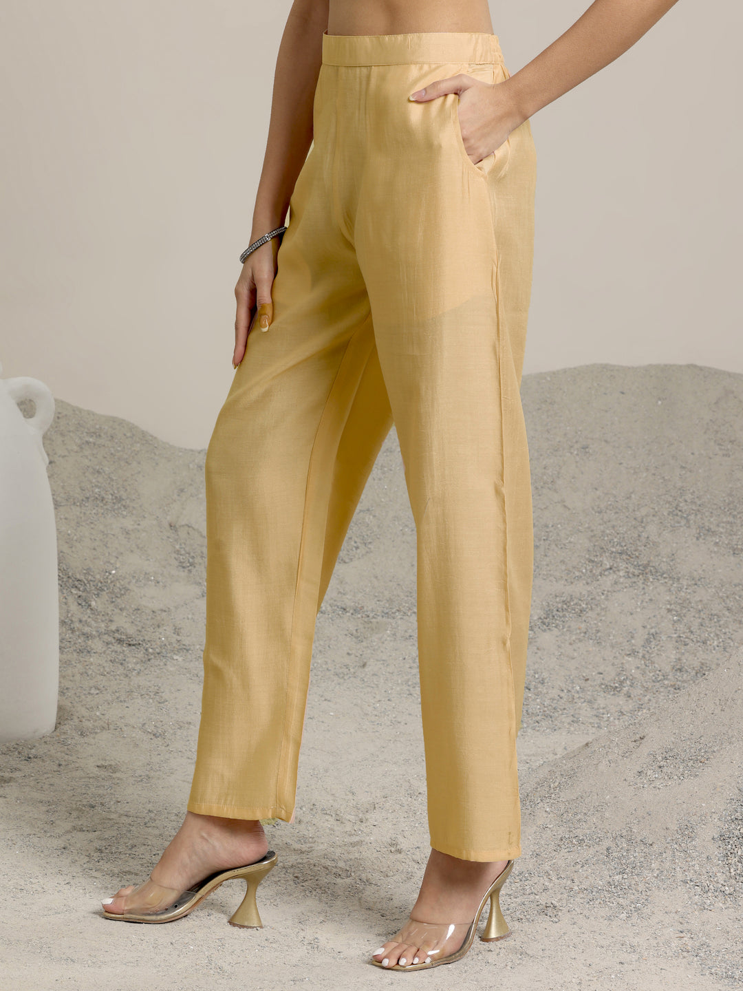 Peach Printed Silk Blend Straight Suit Set With Dupatta