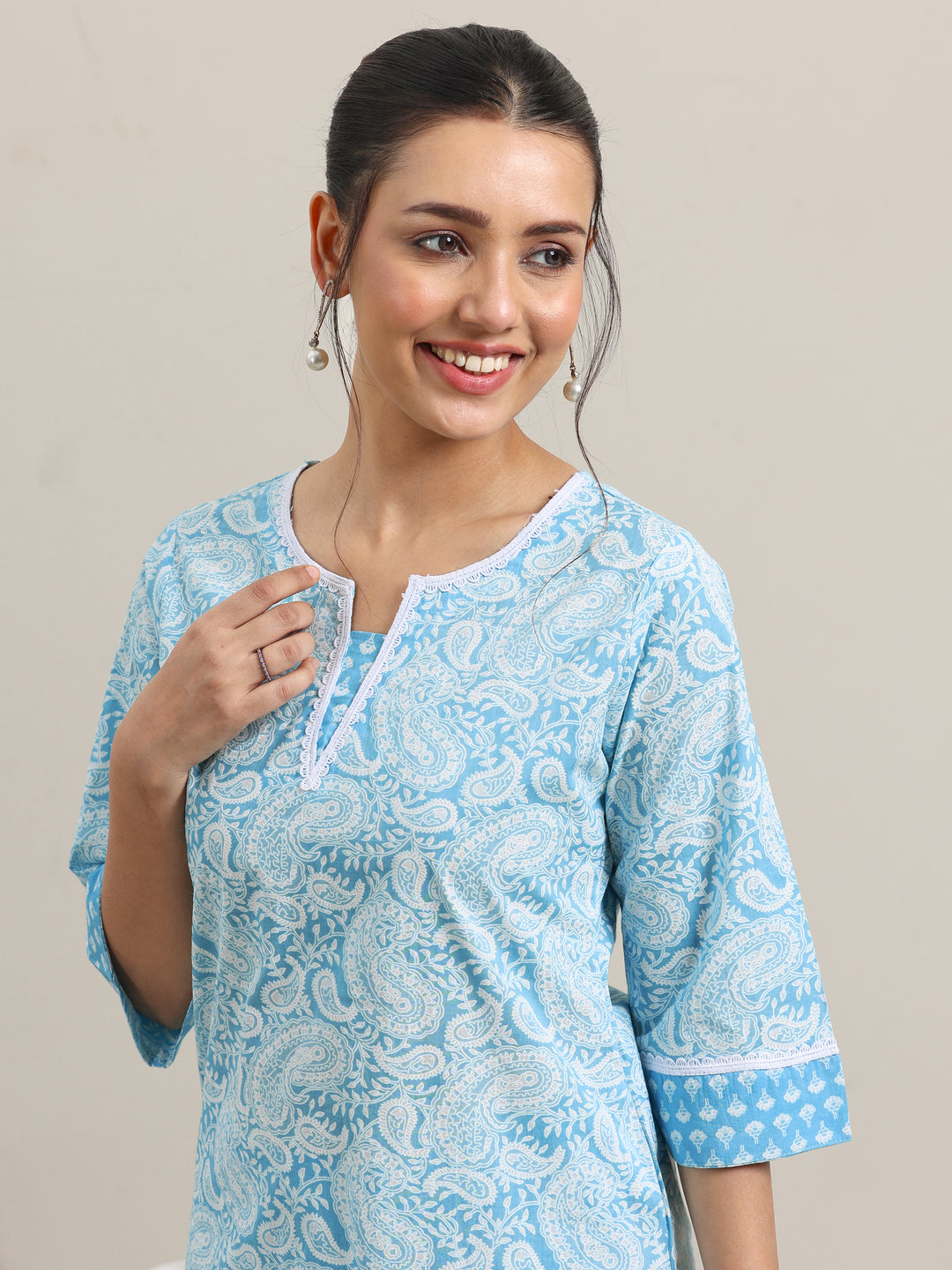Blue Printed Cotton Straight Kurta With Trousers