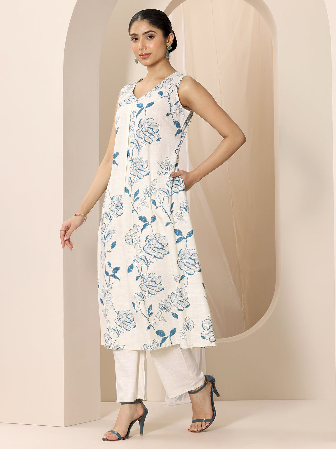 Off white Printed Silk Blend A-Line Kurta Set