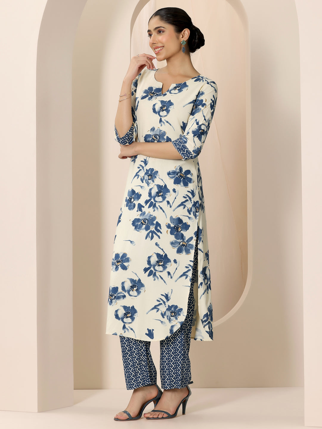 Blue Printed Viscose Rayon Straight Kurta Set