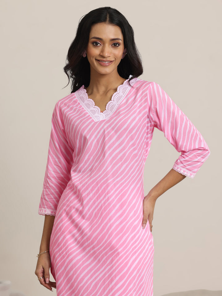 Pink Printed Cotton Straight Suit Set With Dupatta