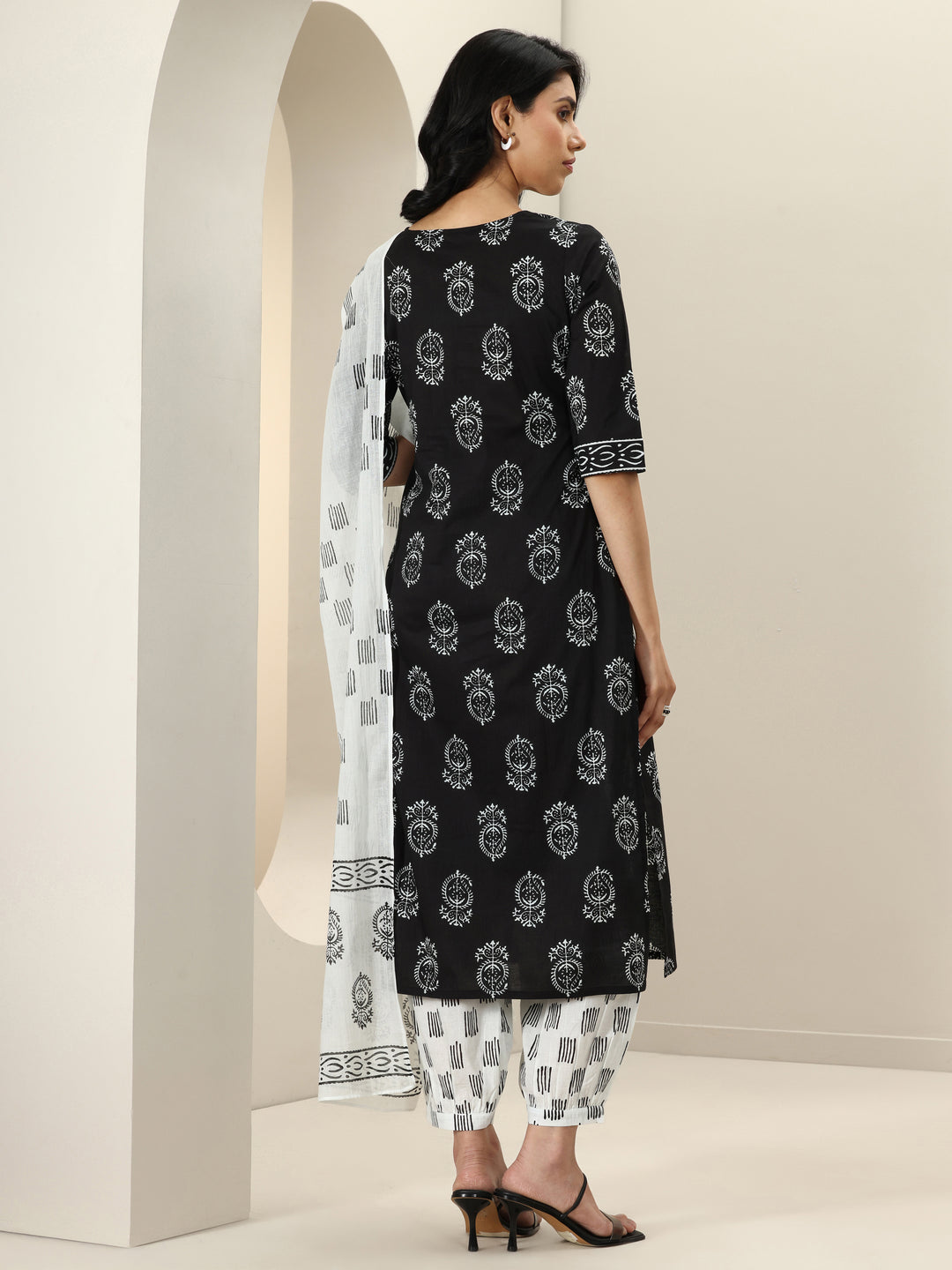 Black Printed Cotton Straight Suit Sets With Dupatta