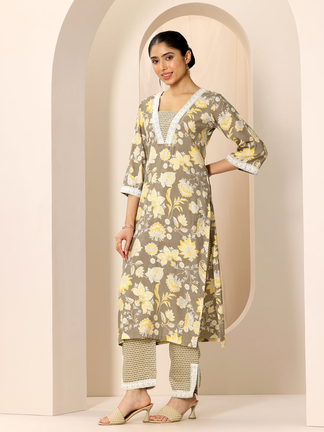 Grey Printed Silk Blend Straight Kurta Set