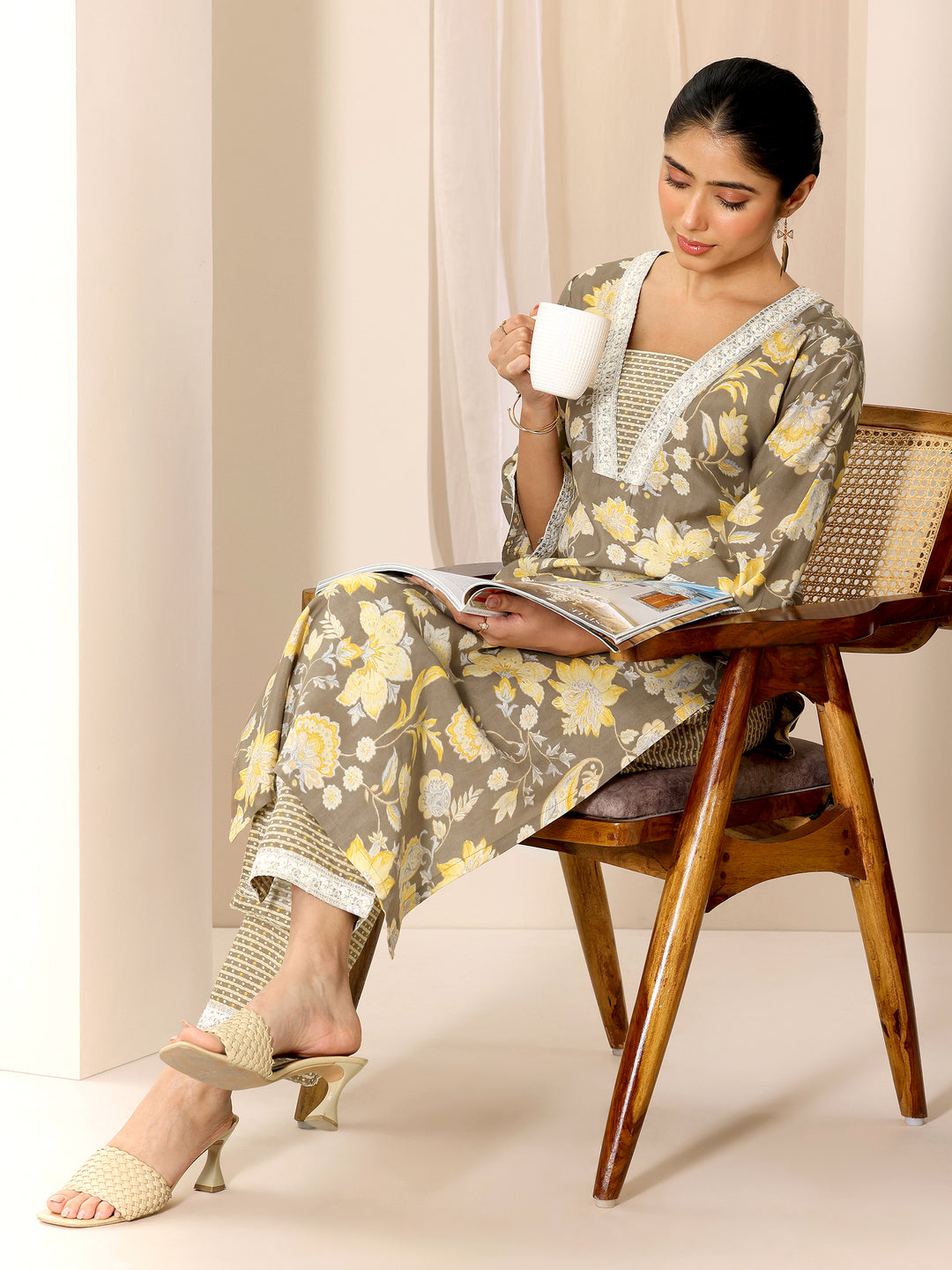 Grey Printed Silk Blend Straight Kurta Set