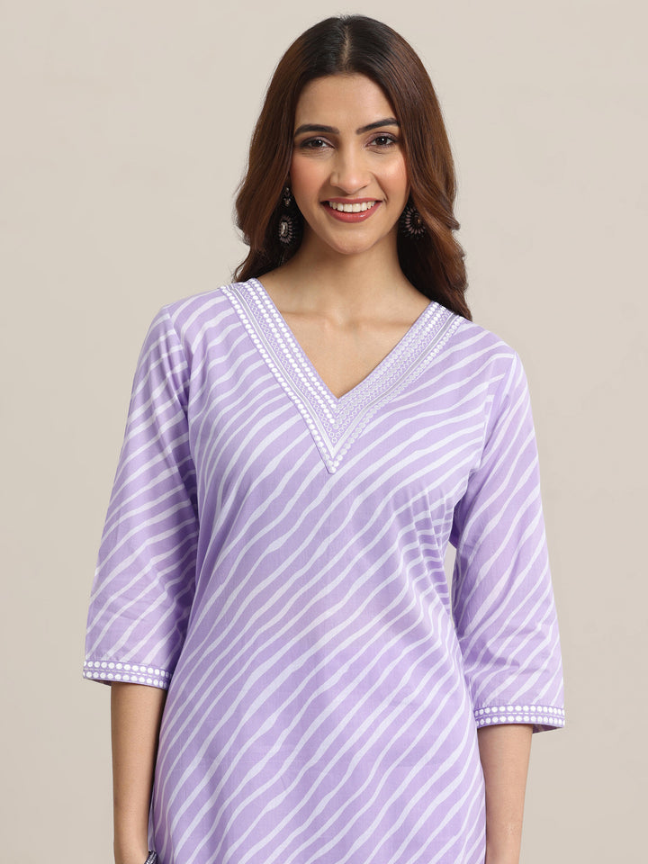 Lavender Printed Cotton Straight  Suits With Dupatta