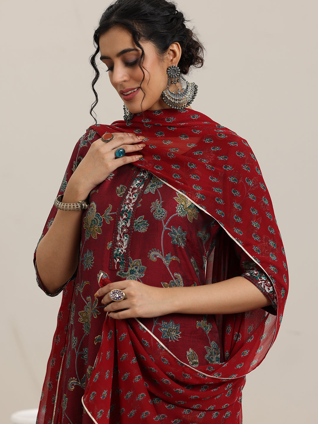 Maroon Printed Silk Blend Straight  Suits With Dupatta