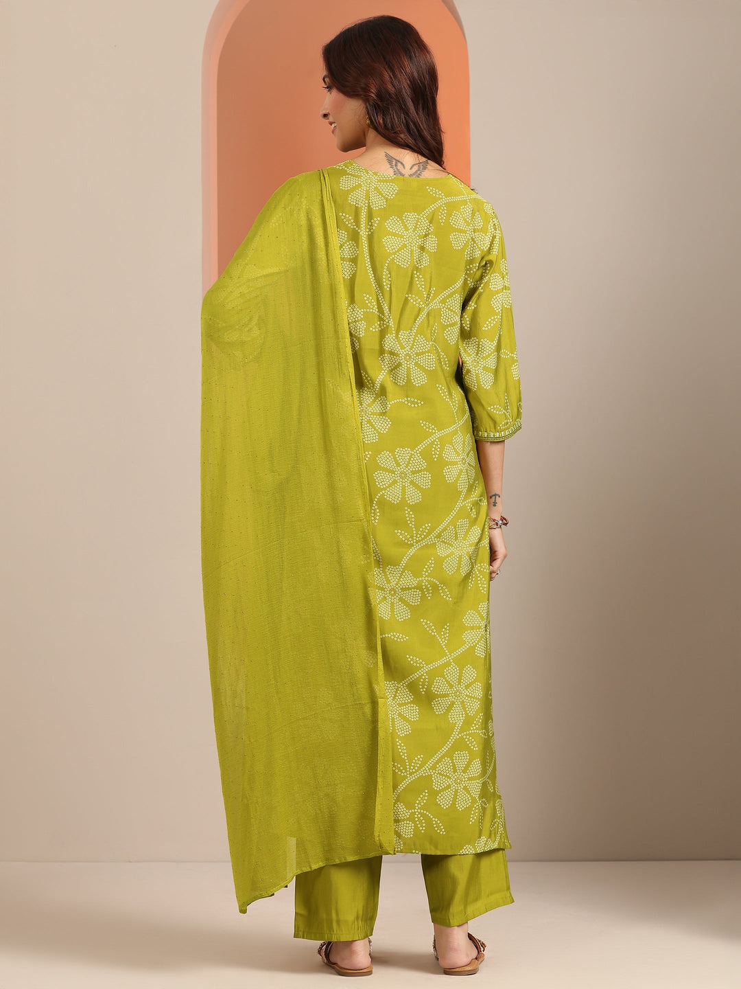 Green Printed Silk Blend Straight Suit With Dupatta