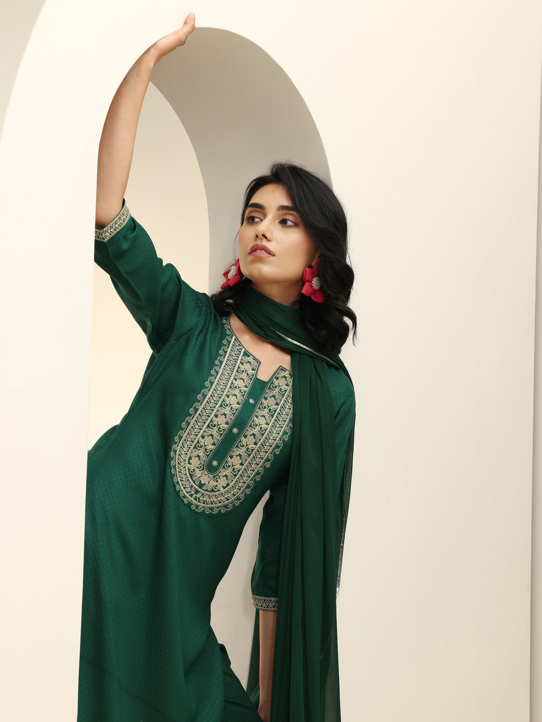Green Self Design Rayon Straight Suit Sets With Dupatta