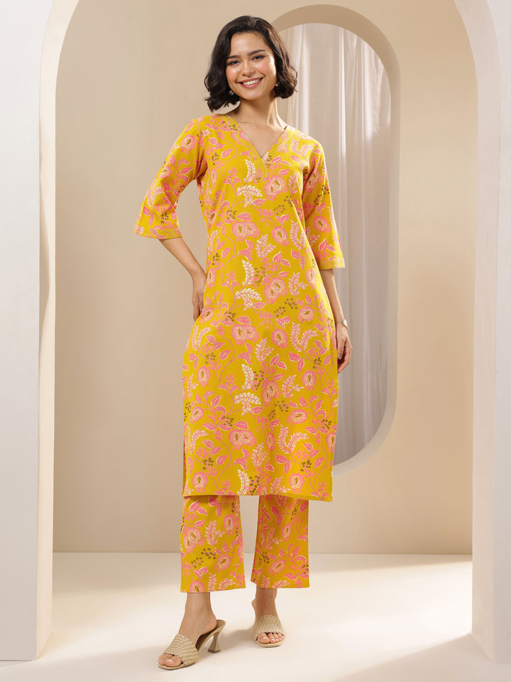 Yellow Printed Cotton Blend Straight Kurta Set
