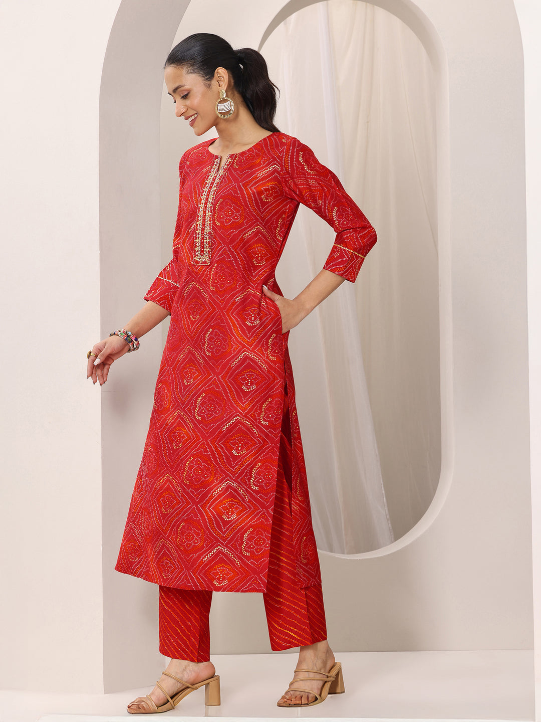 Red Bandhani Silk Blend Straight Suit Set With Dupatta