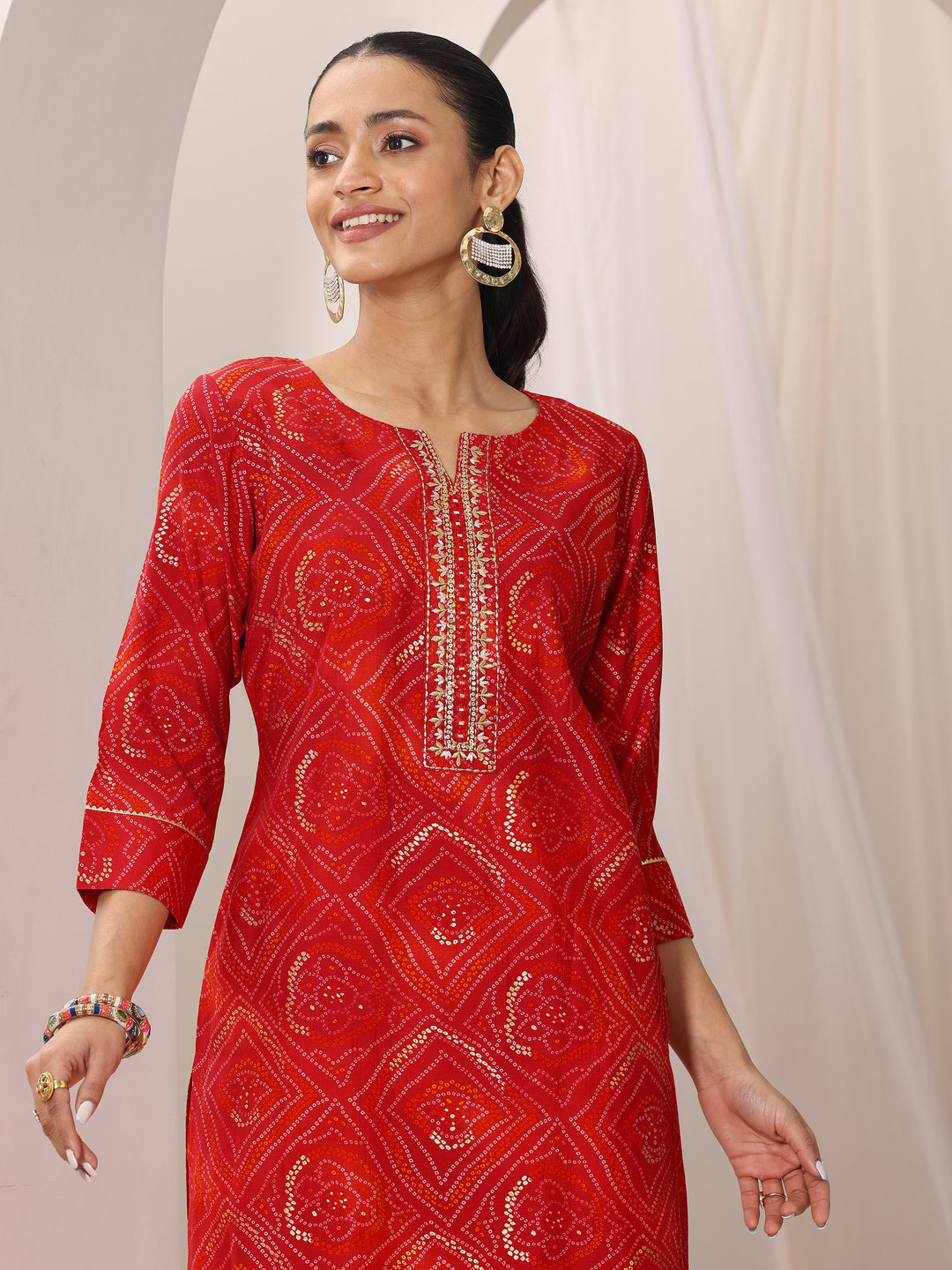 Red Bandhani Silk Blend Straight Suit Set With Dupatta