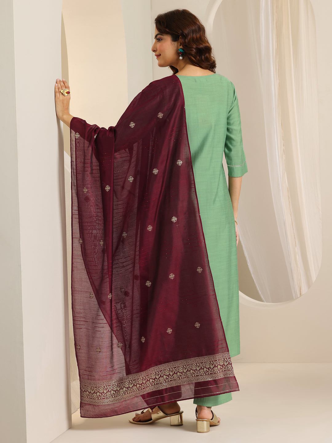 Green Yoke Design Silk Blend Straight Suit Set With Dupatta