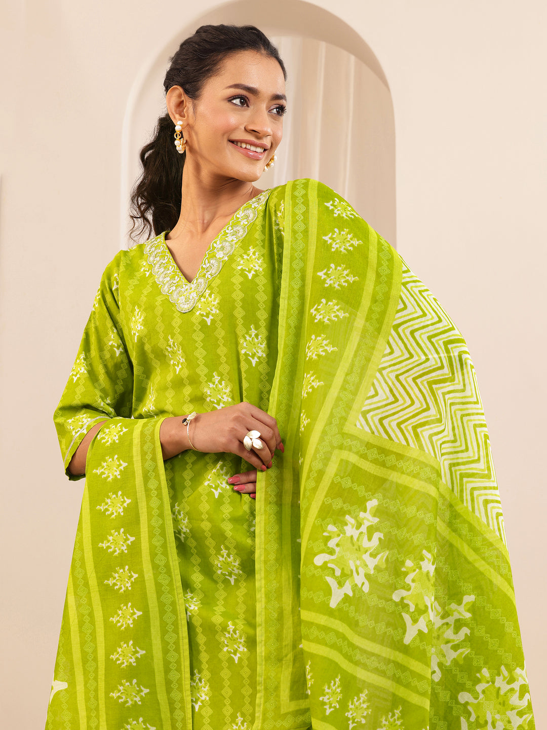 Green Printed Cotton Straight Suit Sets With Dupatta