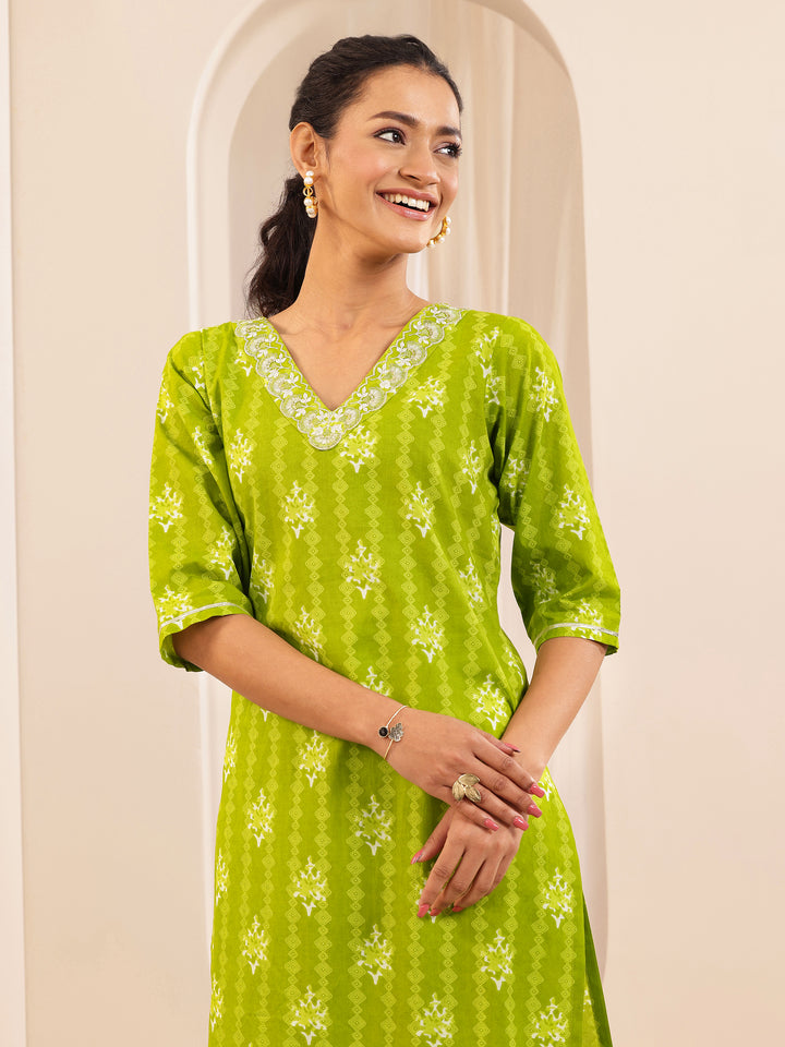 Green Printed Cotton Straight Suit Sets With Dupatta