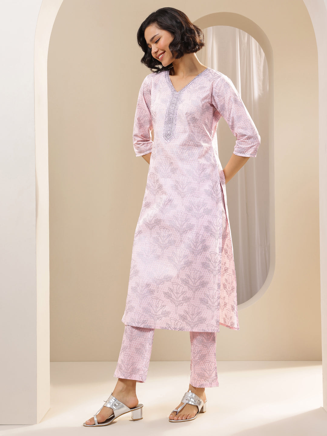 Pink Printed Cotton Straight Suit Sets With Dupatta
