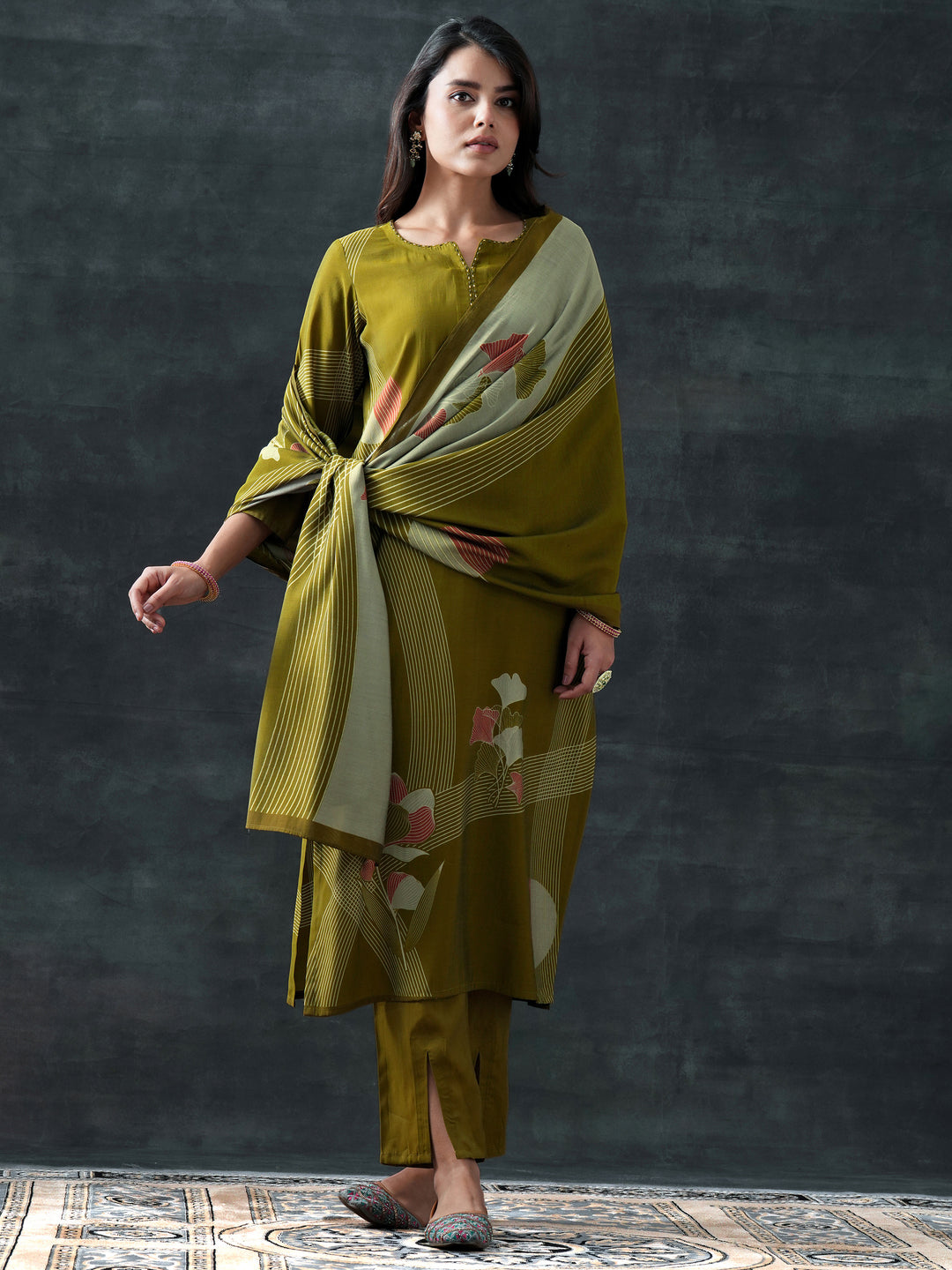 Green Printed Silk Blend Straight Suit Set With Dupatta