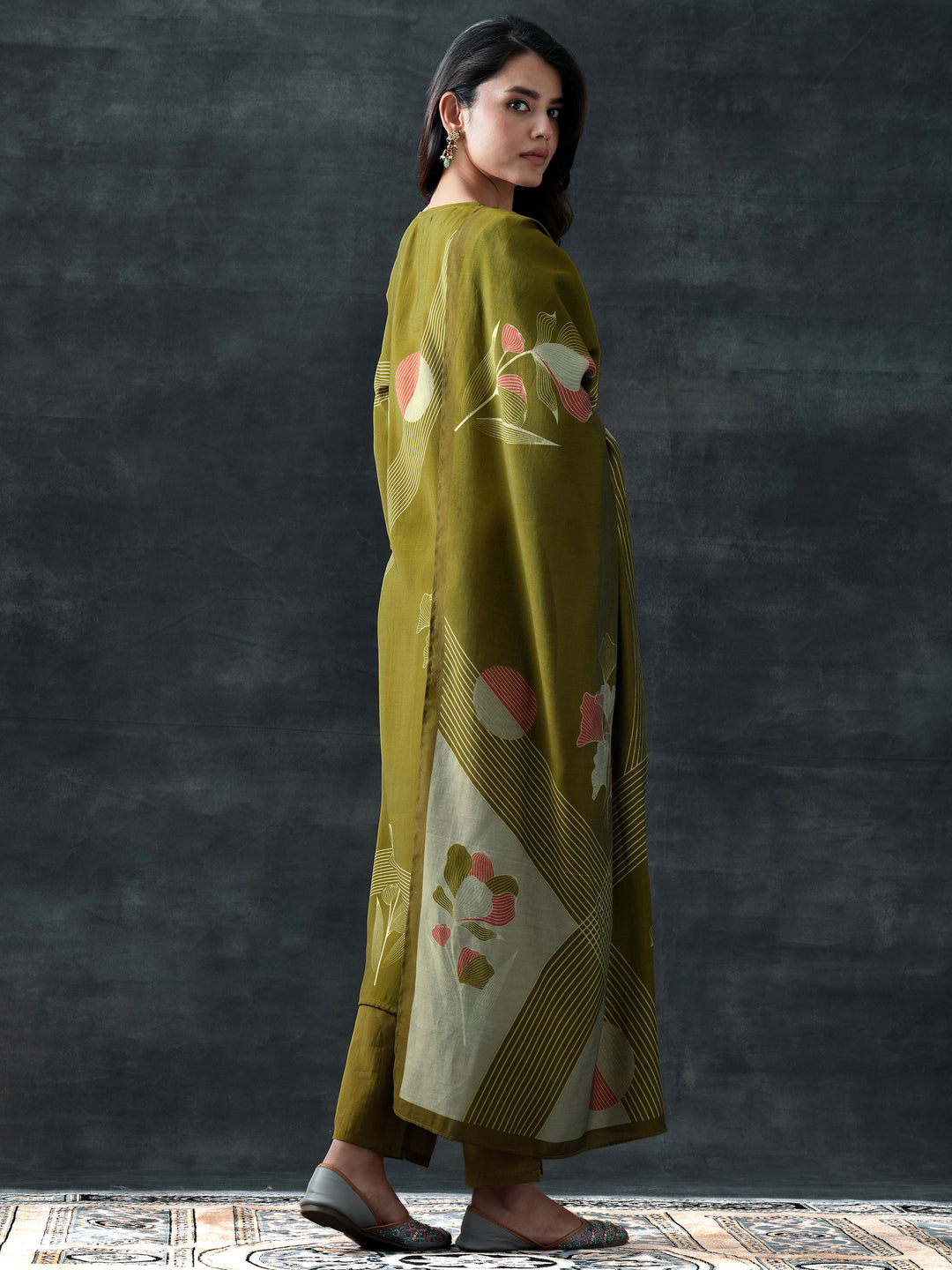 Green Printed Silk Blend Straight Suit Set With Dupatta