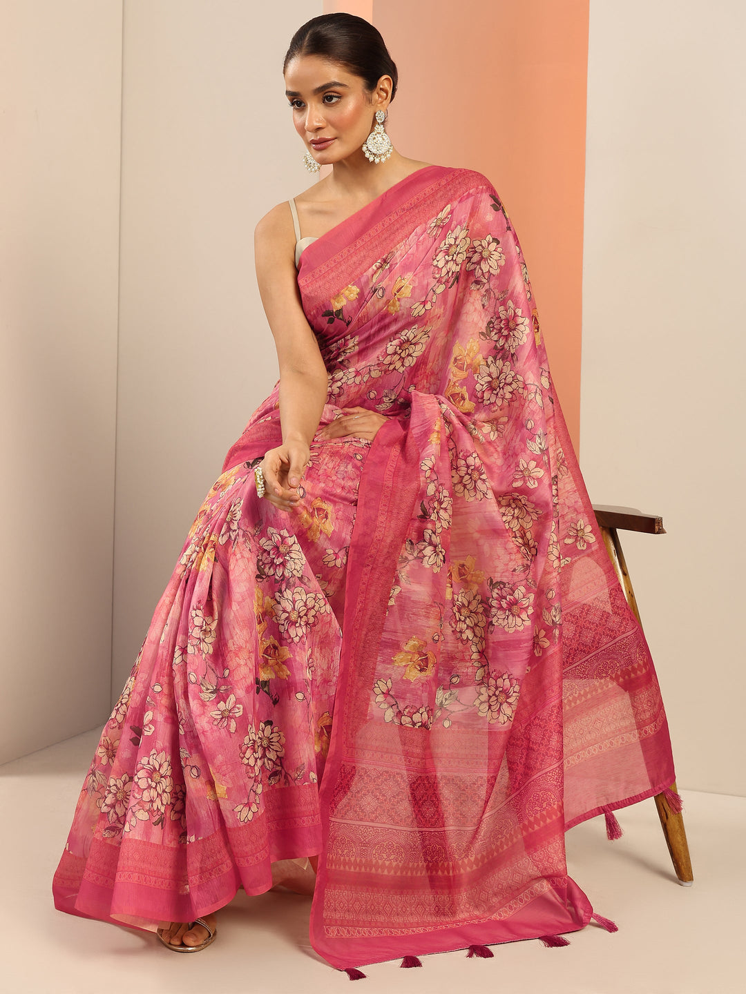 Pink Printed Silk Saree With Unstitched Blouse Piece