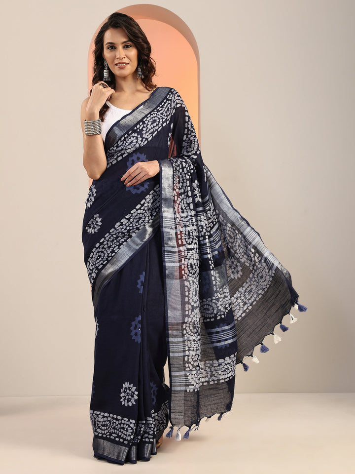 Blue Printed Cotton Saree With Unstitched Blouse Piece
