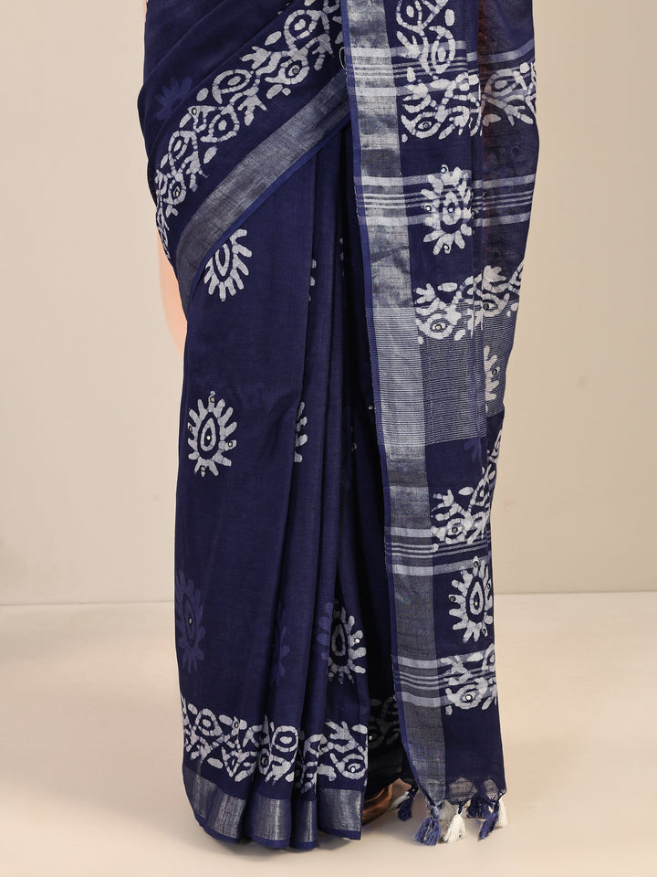 Blue Printed Cotton Saree With Unstitched Blouse Piece