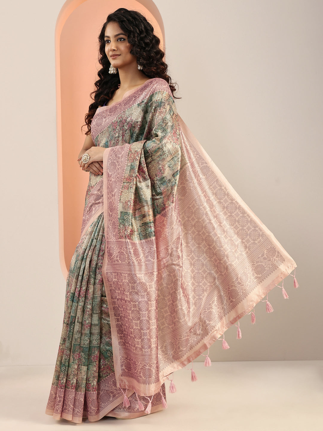 Multi Printed Silk Blend Saree With Unstitched Blouse Piece